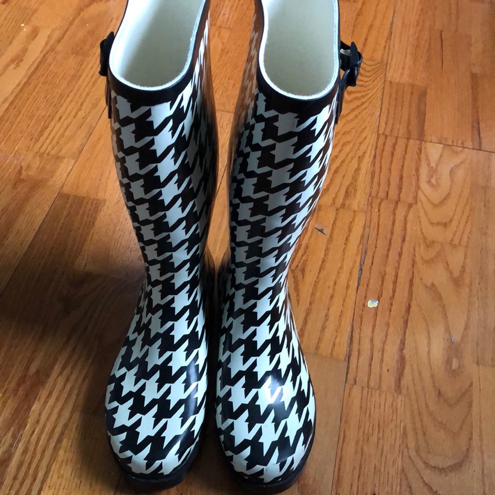Rain boots